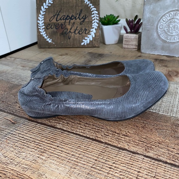 earthies ballet flats
